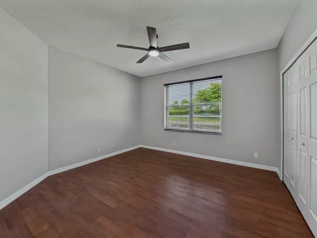 4-bedroom home for rent in Boca Raton - 12325 Cascades Pointe Drive - MondialRealty