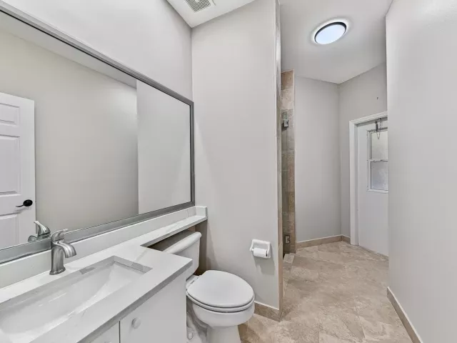 4-bedroom home for rent in Boca Raton - 12325 Cascades Pointe Drive - MondialRealty