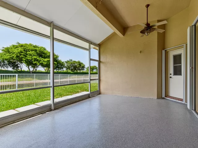 4-bedroom home for rent in Boca Raton - 12325 Cascades Pointe Drive - MondialRealty