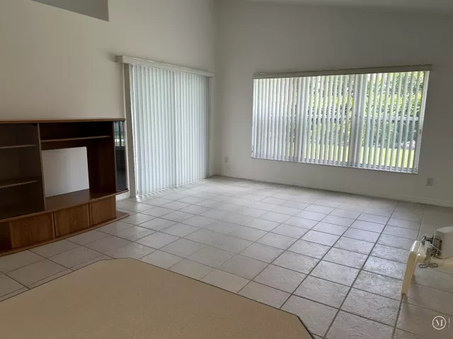 3-bedroom home for sale in Pembroke Pines - 16323 SW 6th Street - MondialRealty