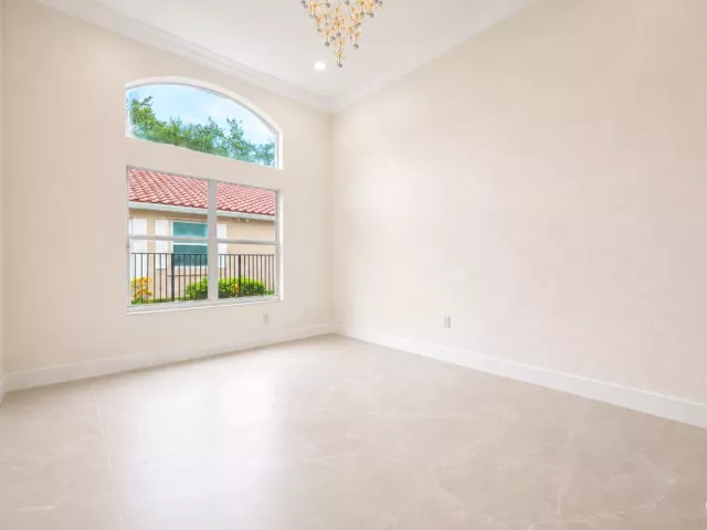 4-bedroom home for sale in Boca Raton - 19428 Estuary Drive - MondialRealty