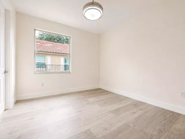 4-bedroom home for sale in Boca Raton - 19428 Estuary Drive - MondialRealty