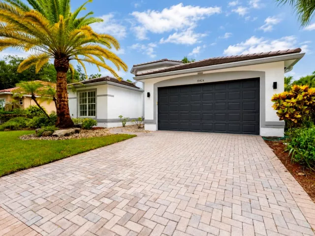 4-bedroom home for sale in Boca Raton - 19428 Estuary Drive - MondialRealty