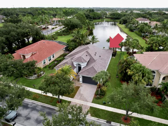 4-bedroom home for sale in Boca Raton - 19428 Estuary Drive - MondialRealty