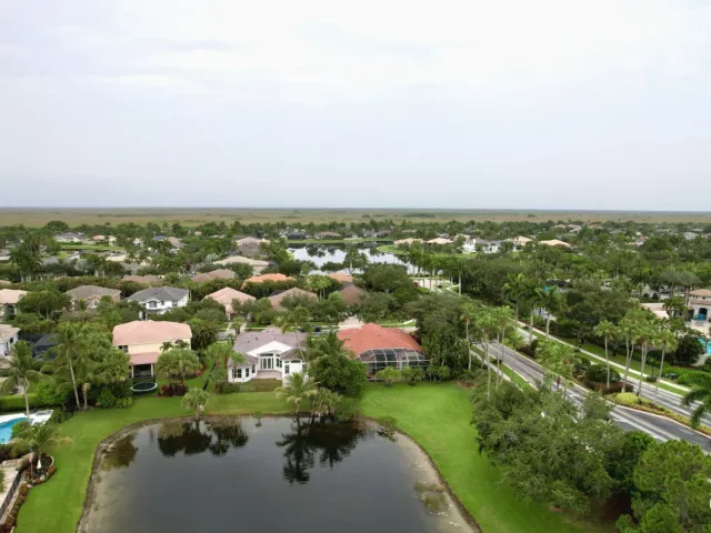 4-bedroom home for sale in Boca Raton - 19428 Estuary Drive - MondialRealty