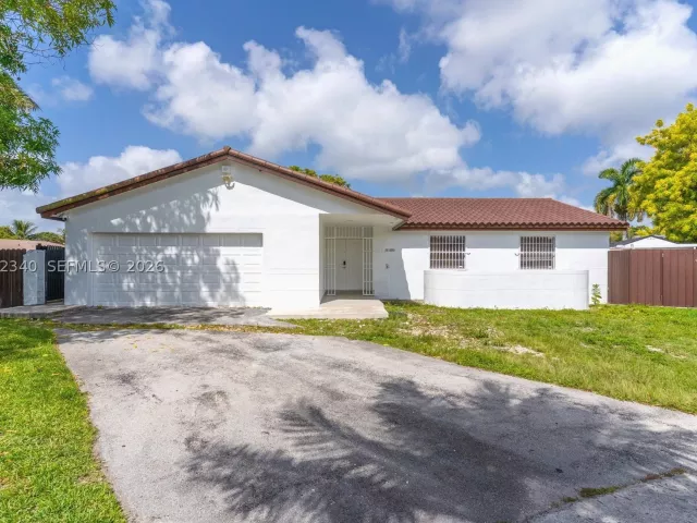 4-bedroom home for rent in Homestead - 26222 SW 133rd Ct - MondialRealty