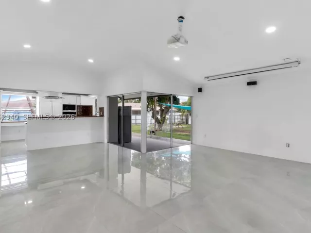 4-bedroom home for rent in Homestead - 26222 SW 133rd Ct - MondialRealty