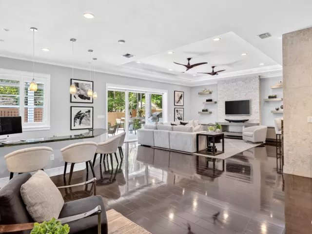 4-bedroom home for sale in Fort Lauderdale - 1329 SE 13th Terrace - MondialRealty