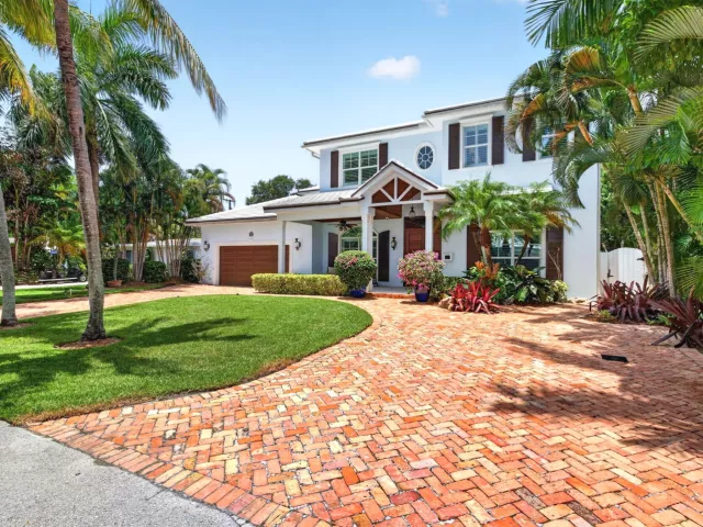 4-bedroom home for sale in Fort Lauderdale - 1329 SE 13th Terrace - MondialRealty