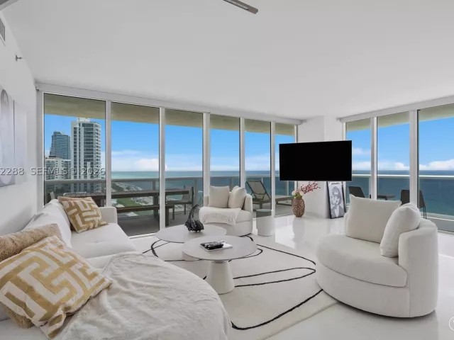 3-bedroom condo for rent in Hallandale Beach - 1830 S Ocean Dr 1101 - MondialRealty