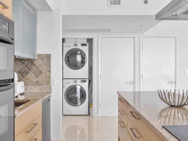 3-bedroom condo for rent in Hallandale Beach - 1830 S Ocean Dr 1101 - MondialRealty