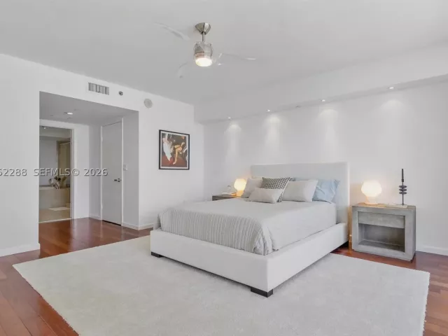 3-bedroom condo for rent in Hallandale Beach - 1830 S Ocean Dr 1101 - MondialRealty