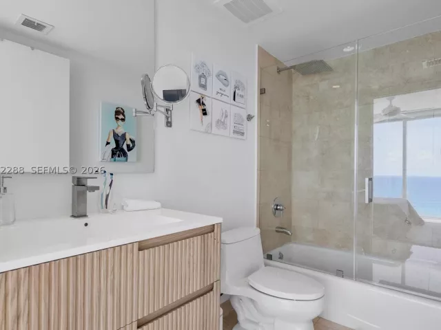 3-bedroom condo for rent in Hallandale Beach - 1830 S Ocean Dr 1101 - MondialRealty
