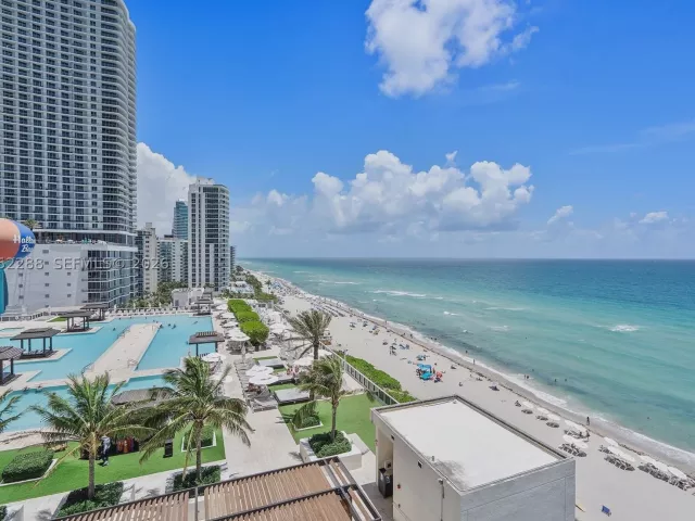 3-bedroom condo for rent in Hallandale Beach - 1830 S Ocean Dr 1101 - MondialRealty