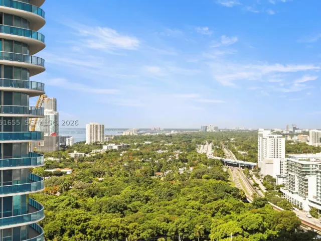 3-bedroom condo for sale in Miami - 1300 S Miami Ave 2206 - MondialRealty