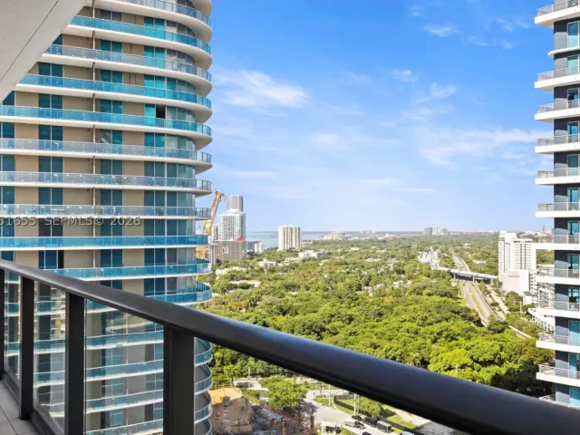 3-bedroom condo for sale in Miami - 1300 S Miami Ave 2206 - MondialRealty