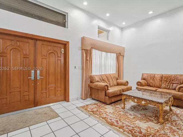 5-bedroom home for sale in Miami - 7030 SW 72nd Street - MondialRealty