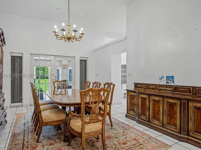 5-bedroom home for sale in Miami - 7030 SW 72nd Street - MondialRealty