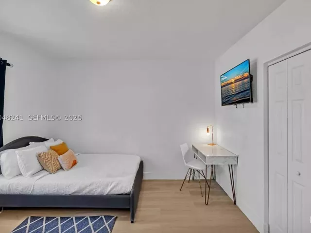 3-bedroom home for rent in Miami - 860 NW 17th Ct - MondialRealty