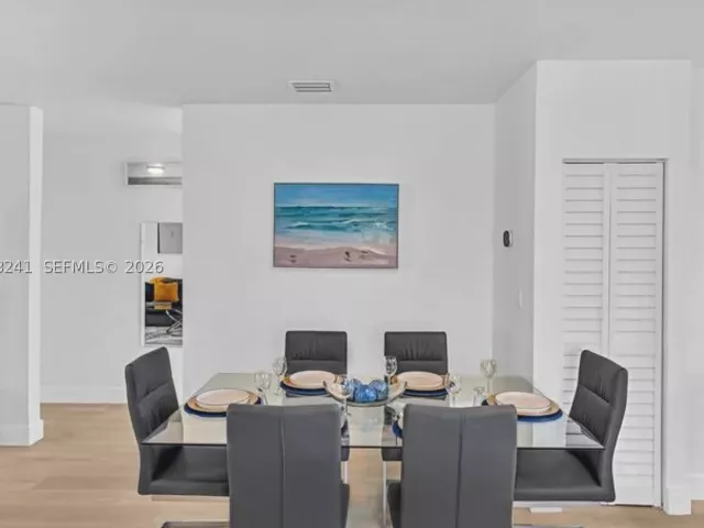 3-bedroom home for rent in Miami - 860 NW 17th Ct - MondialRealty