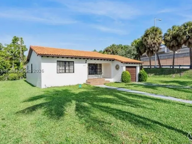 3-bedroom home for rent in Miami - 860 NW 17th Ct - MondialRealty