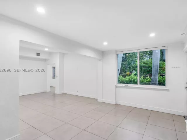 4-bedroom home for rent in North Miami - 1580 NE 139th St - MondialRealty