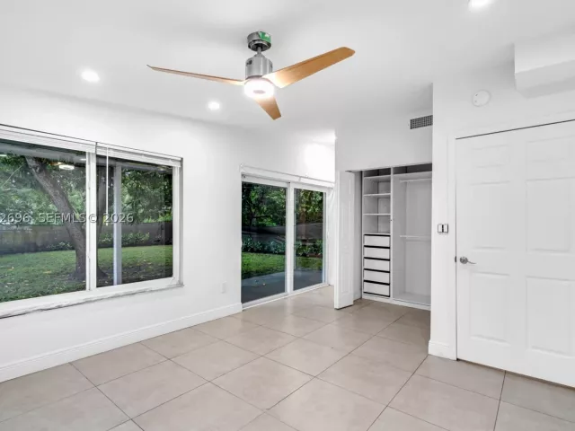 4-bedroom home for rent in North Miami - 1580 NE 139th St - MondialRealty
