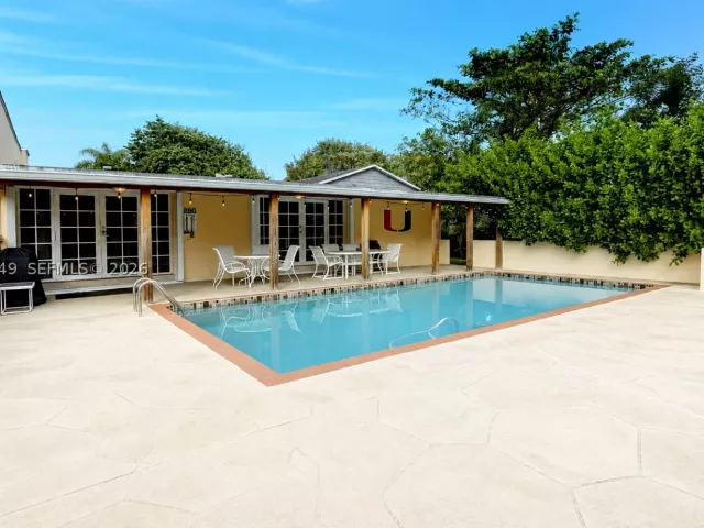 5-bedroom home for rent in Miami - 6790 SW 54th St - MondialRealty