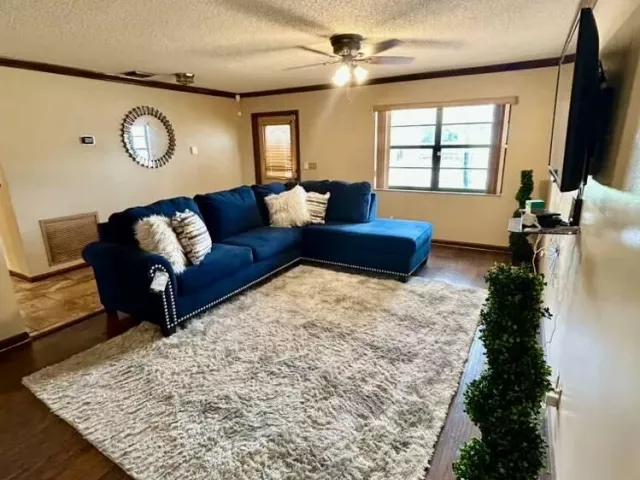 3-bedroom home for sale in Delray Beach - 785 SW 4TH Street - MondialRealty