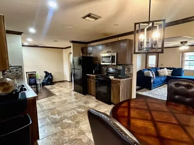 3-bedroom home for sale in Delray Beach - 785 SW 4TH Street - MondialRealty