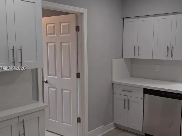 3-bedroom home for sale in Hollywood - 6461 Evans St - MondialRealty