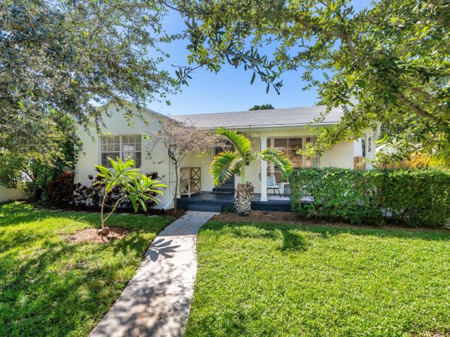 3-bedroom home for sale in West Palm Beach - 438 38th Street - MondialRealty
