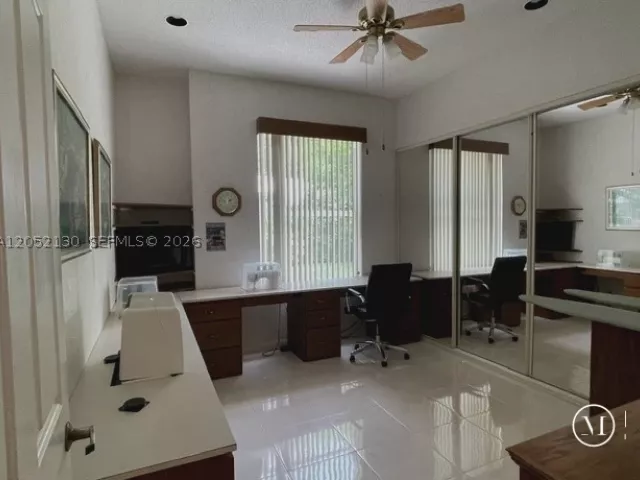 3-bedroom home for sale in West Palm Beach - 1020 Bear Island Dr - MondialRealty