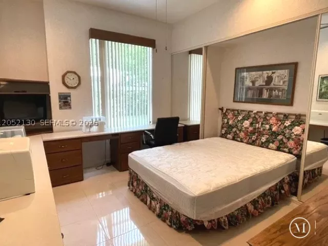 3-bedroom home for sale in West Palm Beach - 1020 Bear Island Dr - MondialRealty