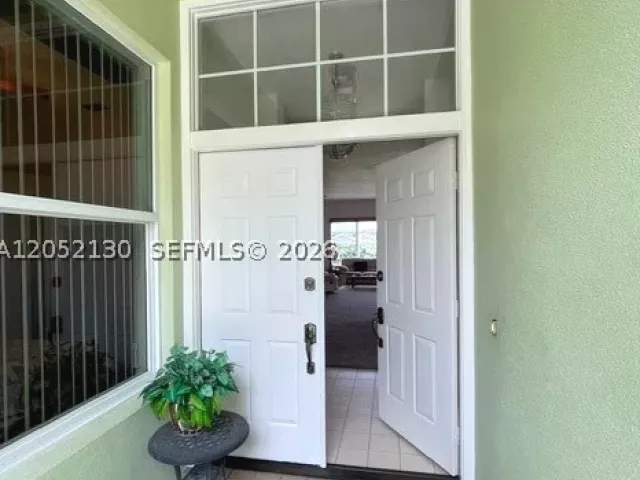 3-bedroom home for sale in West Palm Beach - 1020 Bear Island Dr - MondialRealty
