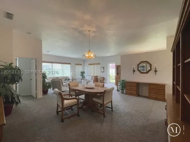 3-bedroom home for sale in West Palm Beach - 1020 Bear Island Dr - MondialRealty