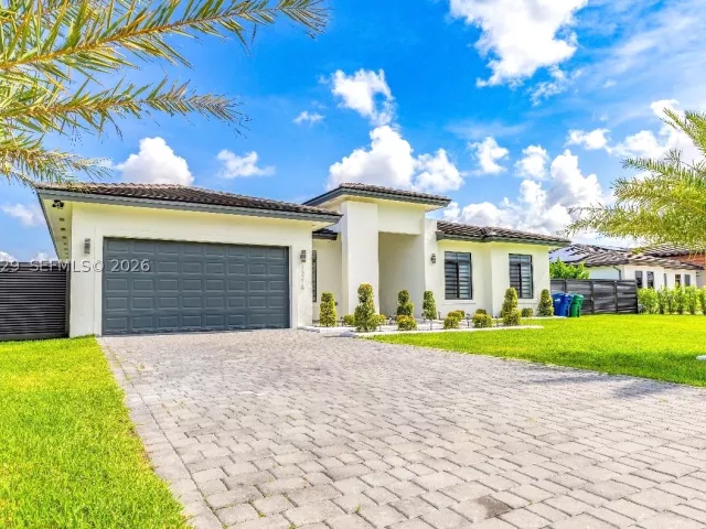 4-bedroom home for sale in Miami - 13218 SW 230th st - MondialRealty