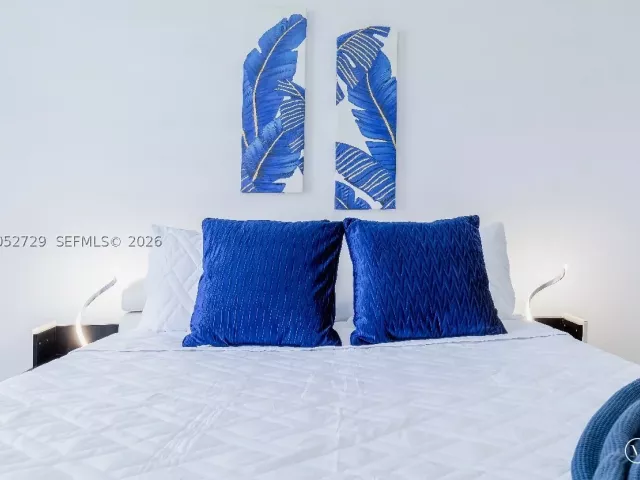 4-bedroom home for sale in Miami - 13218 SW 230th st - MondialRealty