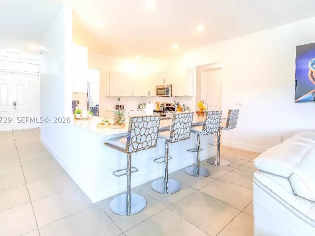 4-bedroom home for sale in Miami - 13218 SW 230th st - MondialRealty