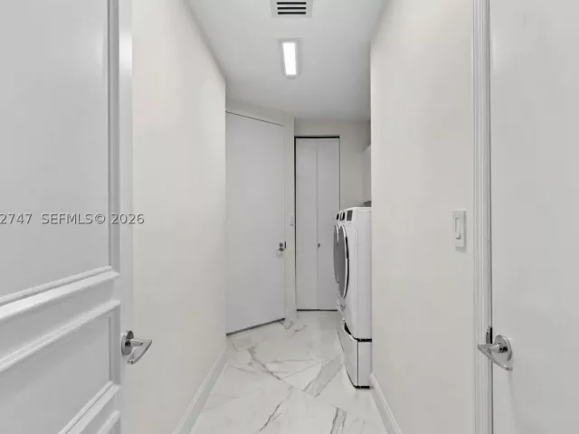 3-bedroom condo for sale in Sunny Isles Beach - 16047 Collins Ave 1703 - MondialRealty