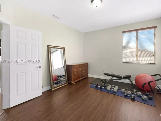 4-bedroom home for sale in Homestead - 2002 SE 17th Ave - MondialRealty