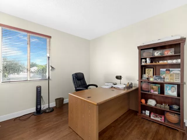 4-bedroom home for sale in Homestead - 2002 SE 17th Ave - MondialRealty