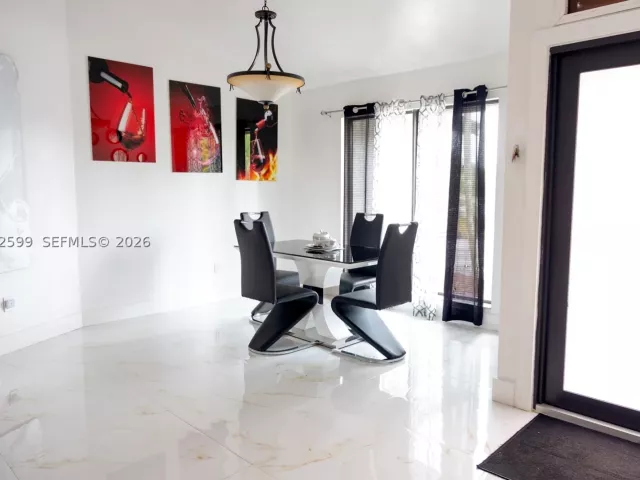 4-bedroom home for sale in Homestead - 21290 SW 234th St - MondialRealty