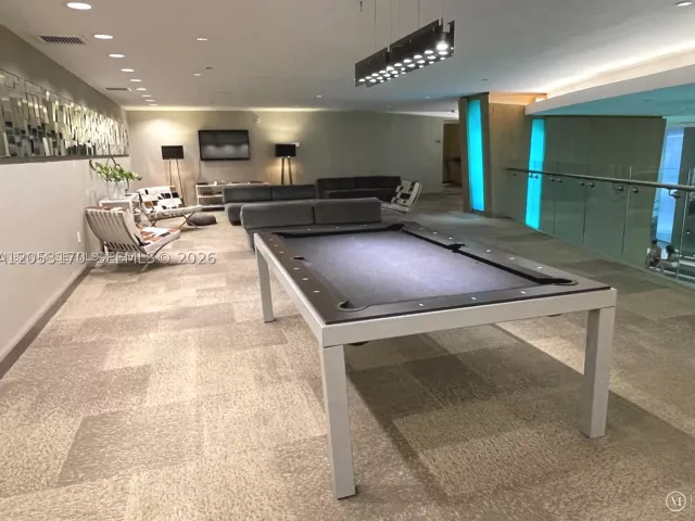 2-bedroom condo for sale in Miami - 92 SW 3rd St 2510 - MondialRealty