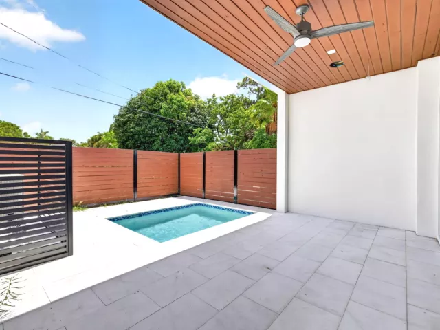 4-bedroom home for rent in Fort Lauderdale - 704 SW 9th Street - MondialRealty