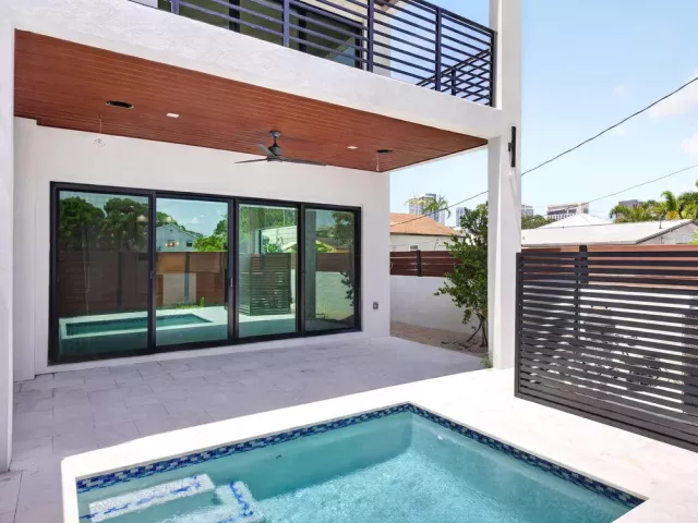 4-bedroom home for rent in Fort Lauderdale - 704 SW 9th Street - MondialRealty