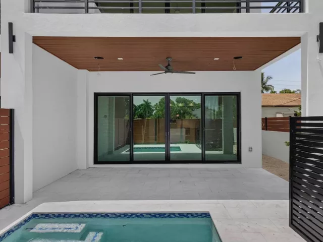4-bedroom home for rent in Fort Lauderdale - 704 SW 9th Street - MondialRealty