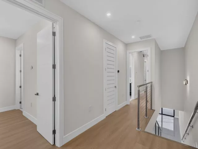 4-bedroom home for rent in Fort Lauderdale - 704 SW 9th Street - MondialRealty