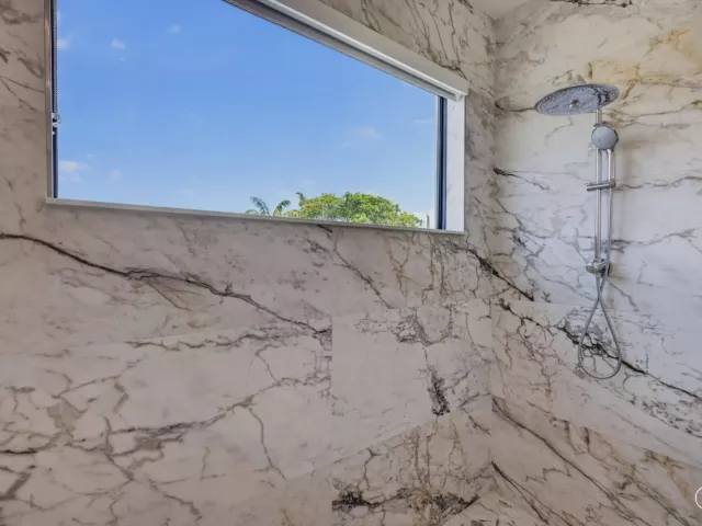 4-bedroom home for rent in Fort Lauderdale - 704 SW 9th Street - MondialRealty