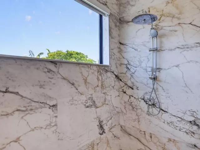 4-bedroom home for rent in Fort Lauderdale - 704 SW 9th Street - MondialRealty